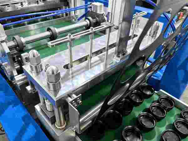 LSM-PS Lid Thermoforming Machine