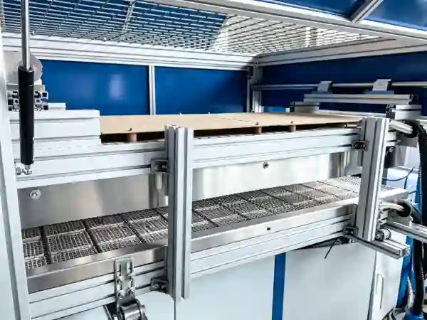 PLM-PP Lid Thermoforming Machine